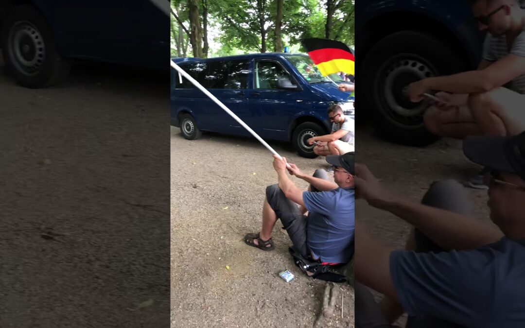 Schreeuwen tegen de vlag -AfDDemo 27 mei 2018